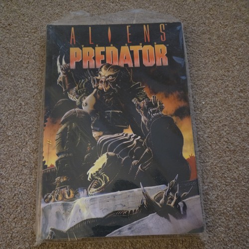 Aliens predator tpb - aliens, vs.