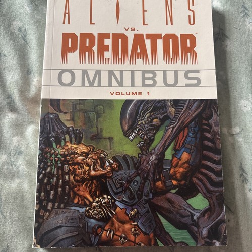 Aliens predator omnibus - predator,